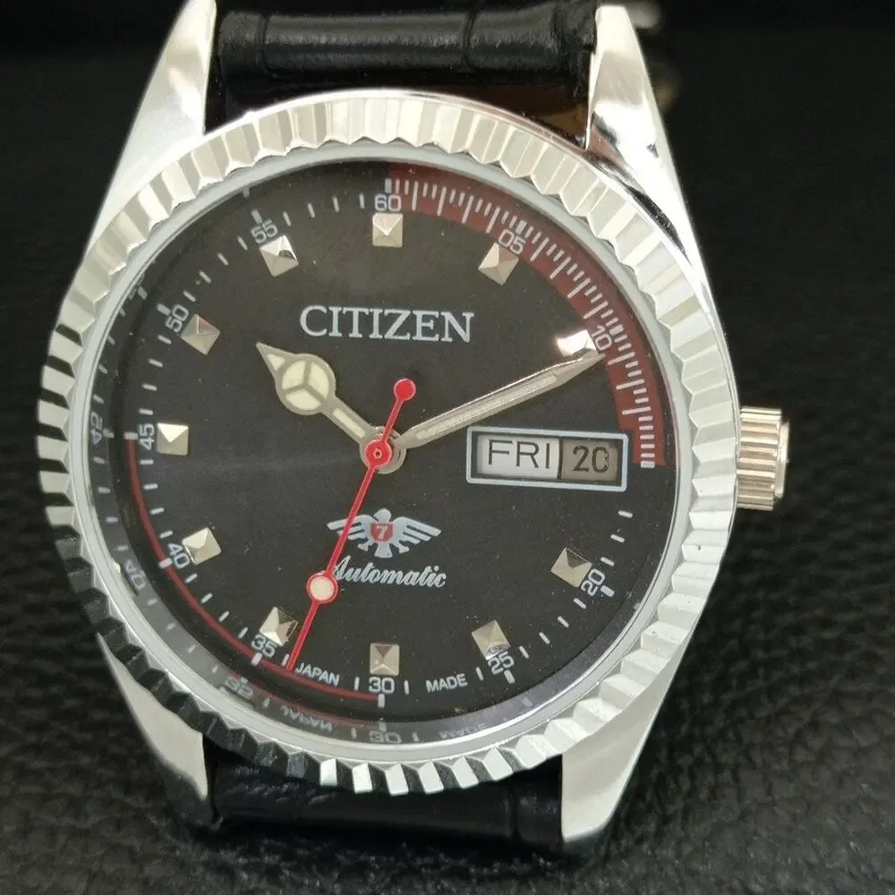 Vintage 1972 Citizen Automatic Mens Silver Watch W/daydate & Red accents